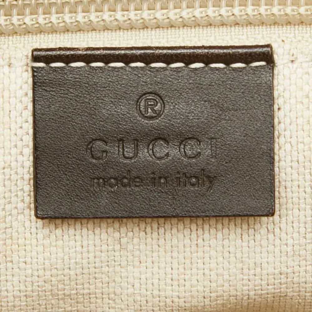Gucci delivery duty